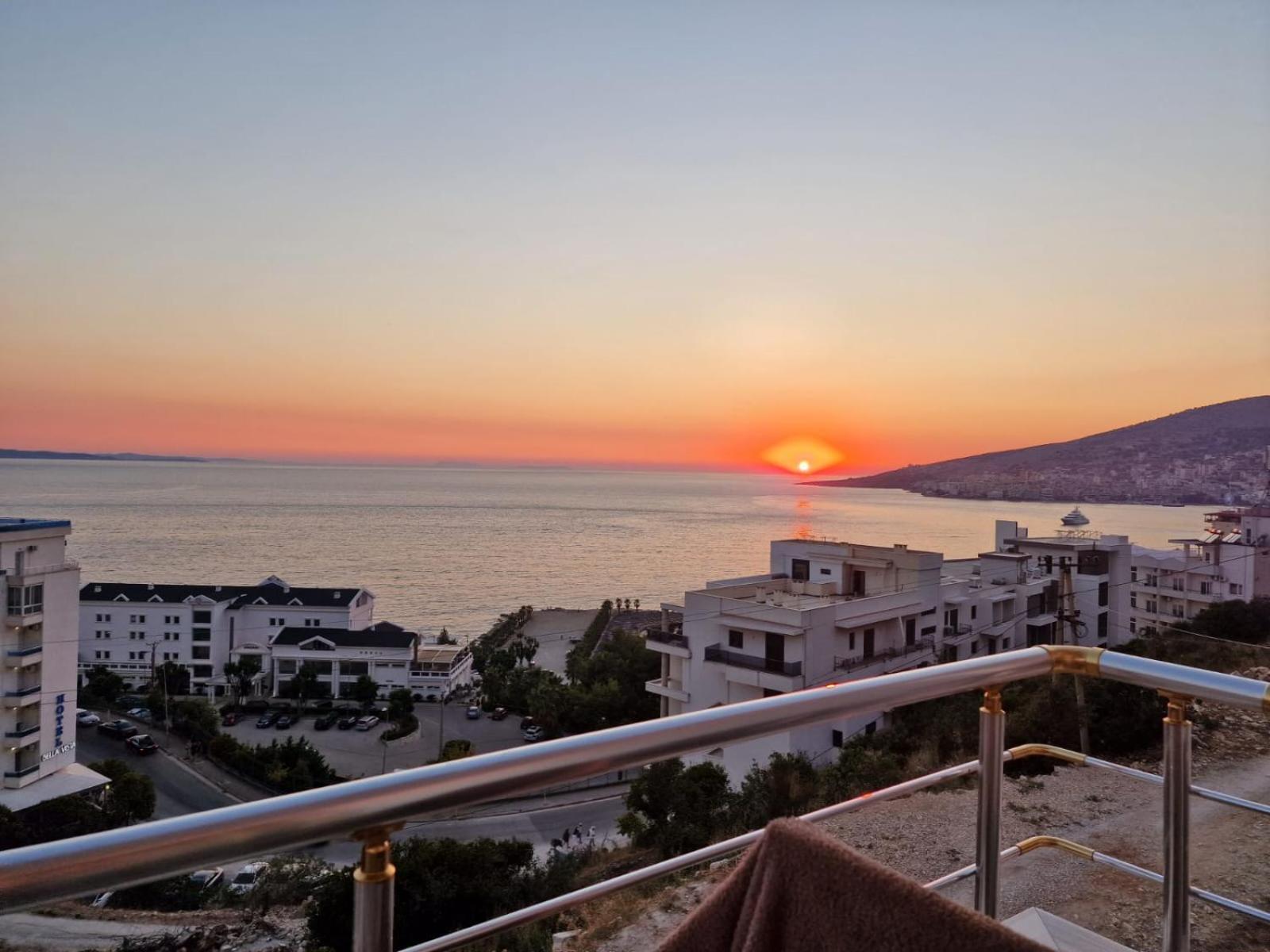 Bluemoon Apartment Sarande